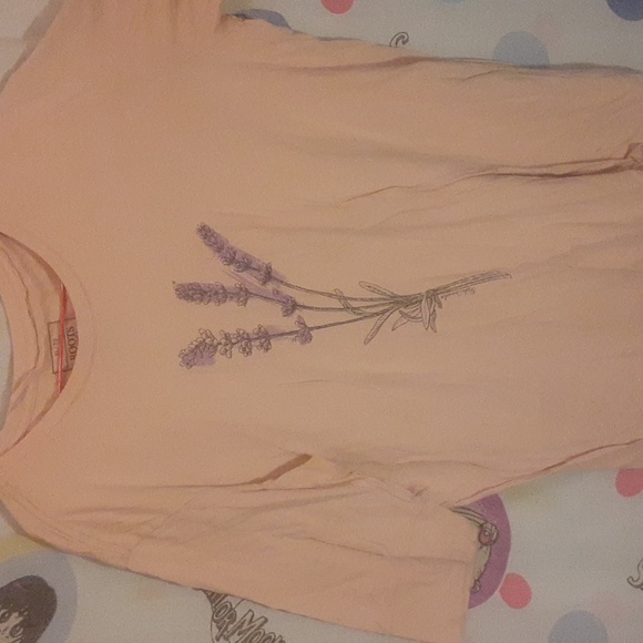 Roots Other - Lavender Roots Canada shirt Size XL Has A Weird Strip ByCollar..unknown Purpose